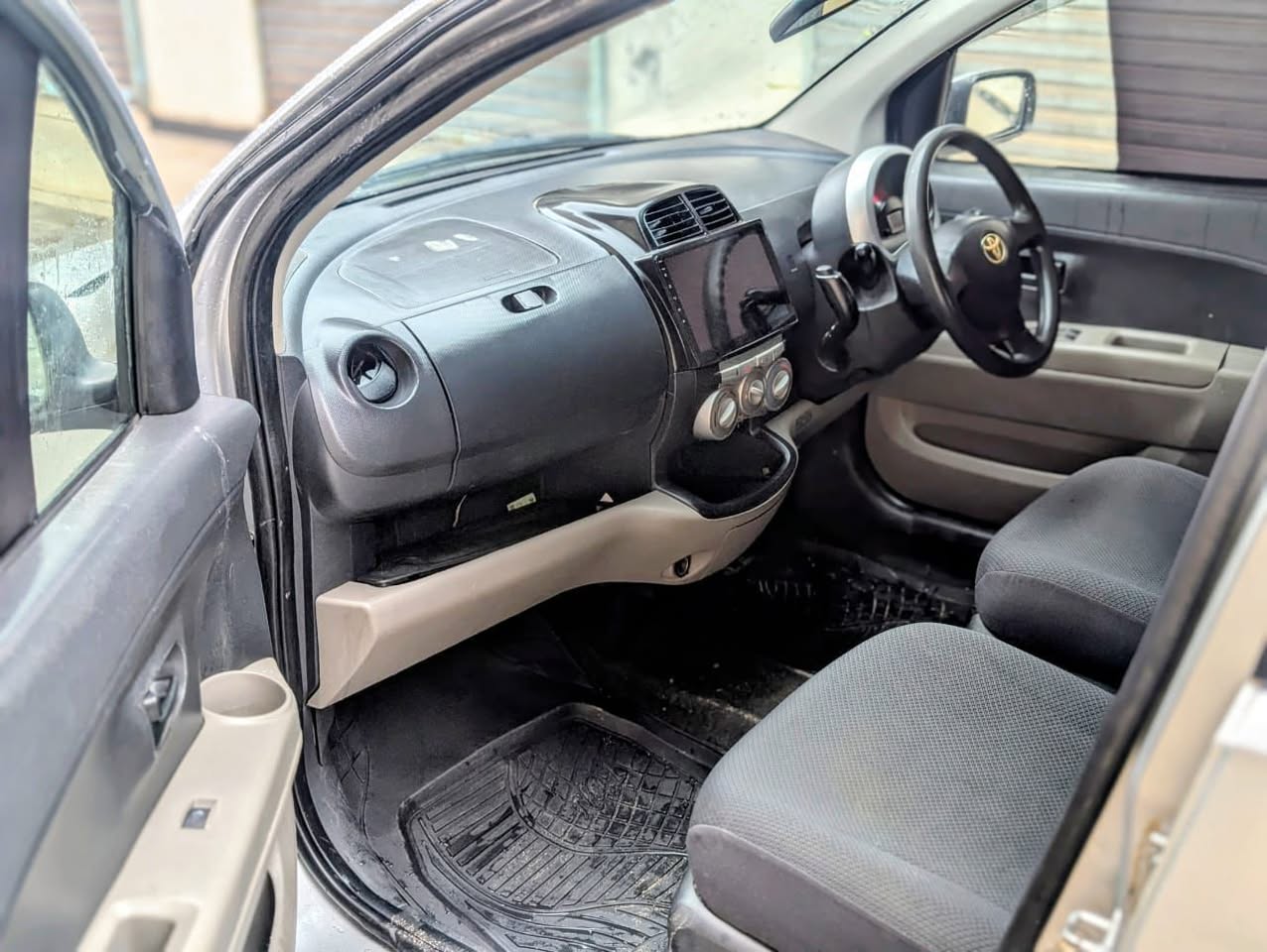 A picture of Car