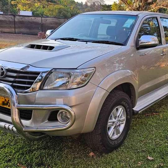 used toyota hilux