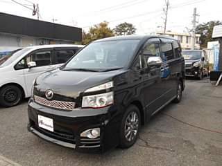 A picture of 2012 TOYOTA VOXY