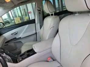 A picture of Make Toyota Model Venza Year 2015 Trim V6 XLE FWD