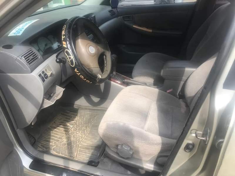 A picture of 2004 Toyota corolla Price 3 350m to owner Settle agent