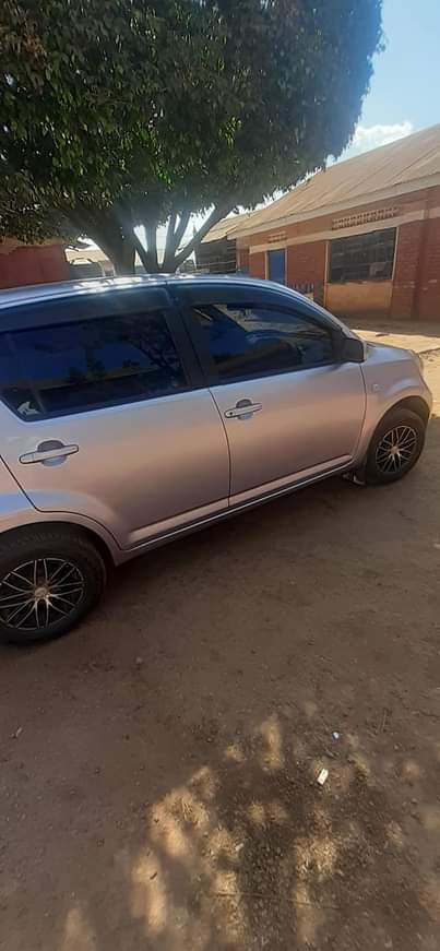A picture of Toyota passo