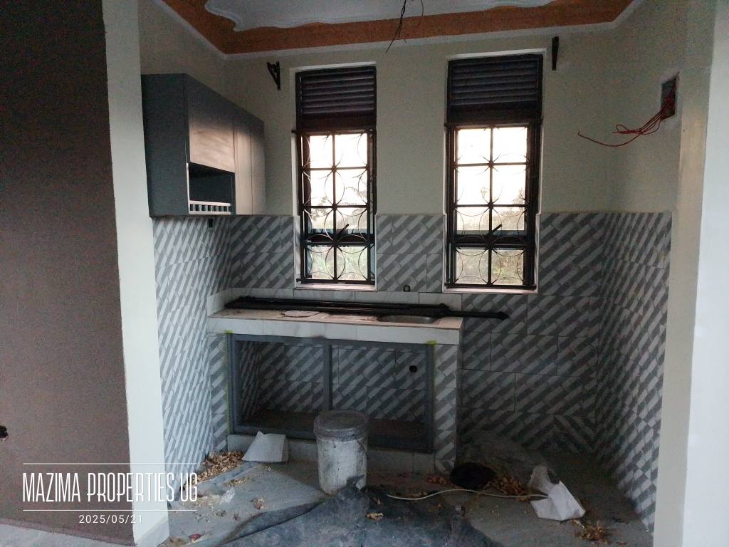 A picture of Single rooms house for rent 350k ugx in Kireka town.