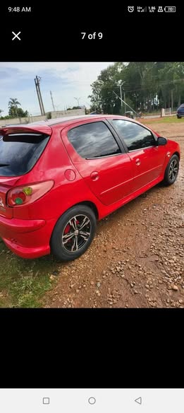 A picture of Peugeot 206