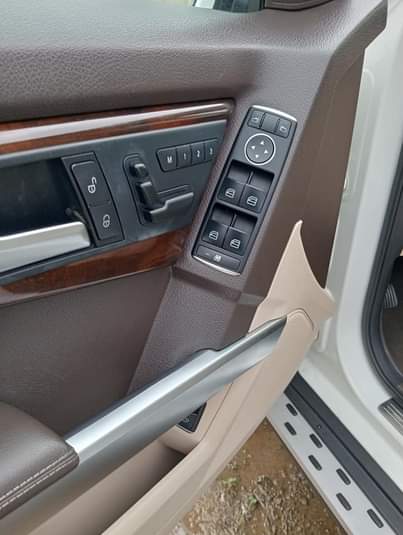A picture of MERCEDES BENZ GLK350 DIRECT BELGIUM