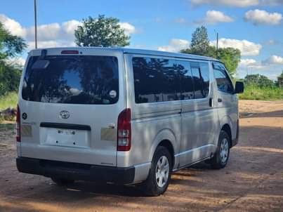 used toyota hiace