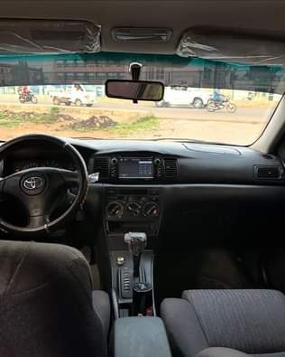 A picture of Distress sales Toyota Corolla Obama