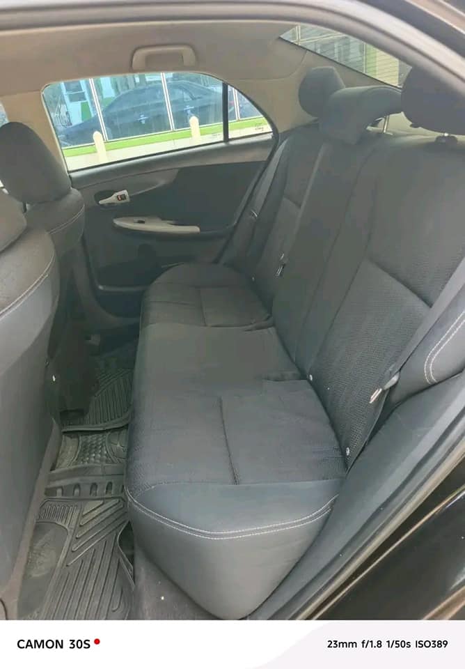 A picture of 2013 TOYOTA COROLLA S