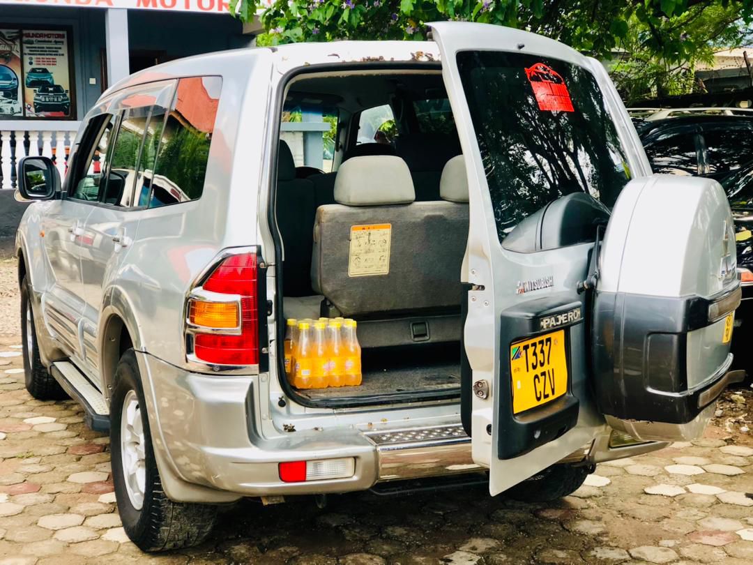 A picture of MITSUBISH PAJERO 0789639920