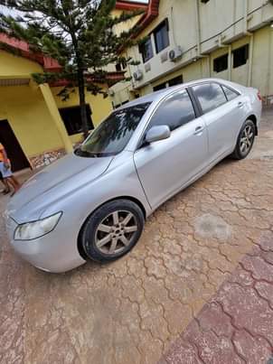 A picture of Toyota Camry 08