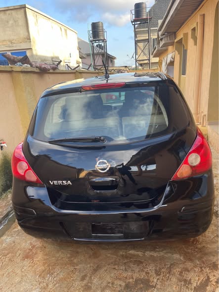 A picture of Nissan versa