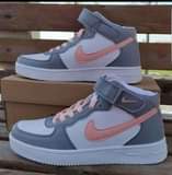 A picture of Sneakers