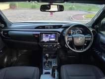 A picture of TOYOTA HILUX