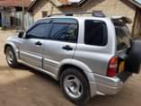 A picture of Suzuki escudo milion 5.6 Ipo mwanza Engine safi Automatic 0784857610