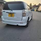 A picture of 2005 TOYOTA RAUM