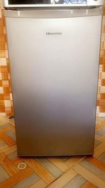 A picture of Njoo ujiwahie Fridge aina ya Hissence bado ni mpya kabisa