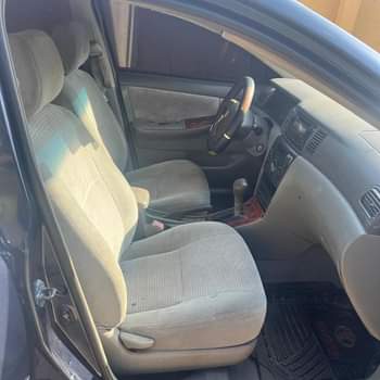 A picture of Dealer s deal 2006 Toyota Corolla with good gear chilling