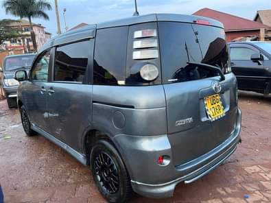 A picture of For sale call or WhatsApp me on 0756168658