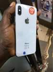 A picture of Original IPhone X 256gb at 750 000 0707135492 slight crack