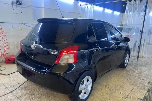 A picture of TOYOTA YARIS HATCHBACK MODEL 2007 Prices 10500 GCC GOOD Condition