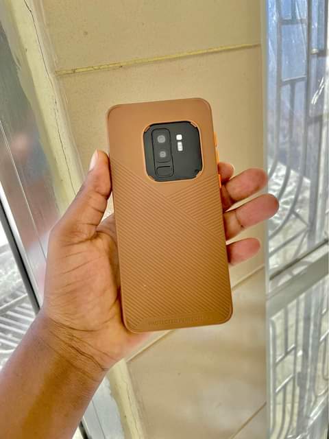 A picture of Samsung S9 Plus