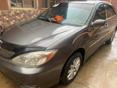 A picture of Toyota camry 2004