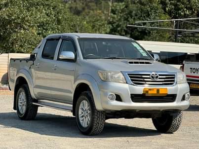 used toyota hilux