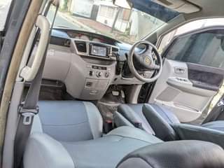 A picture of TOYOTA NOAH NEW SHEP