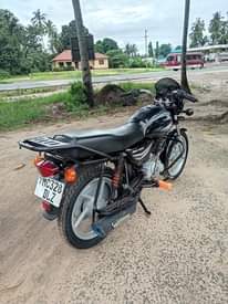 A picture of Boxer 125