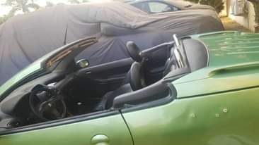 A picture of Peugeot 2006 Convertible sport