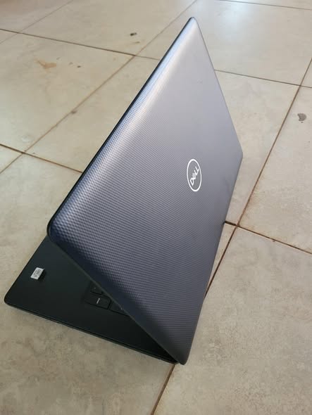 A picture of Laptop Dell Inspiron