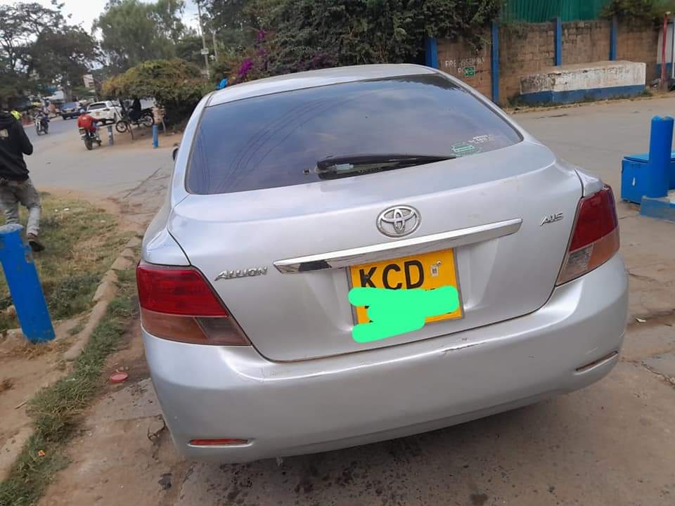 A picture of Deal deal Toyota allion 1500cc 2WD Price 570k