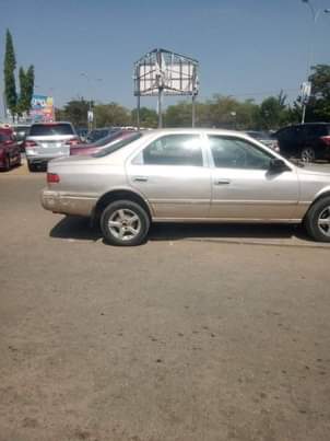 A picture of 2002 Toyota Camry