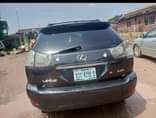 A picture of Clean Lexus Rx330 Perfectly working