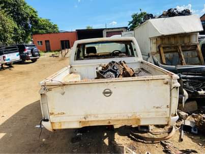 used nissan hardbody