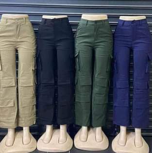 A picture of Cargo pants