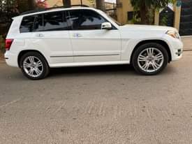 A picture of Belgium standard 2014 Mercedes Benz GLK350 fullest options price 14m
