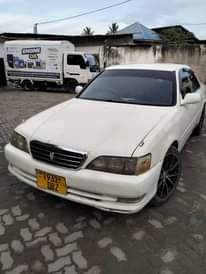 A picture of TOYOTA GX 100 BEAMS 2000 REG NUMBER DB CONTACT 0682004983