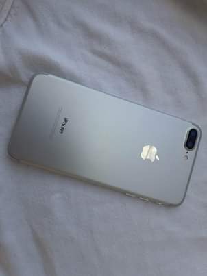 A picture of Apple iPhone 7 plus 128GB 240 000 0717992571 Kilimahewa Stand