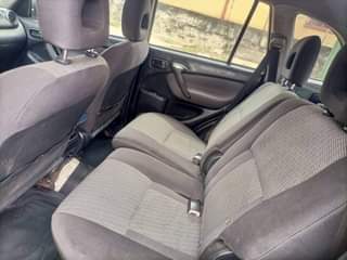 A picture of 2005 Toyota RAV4 RAV4