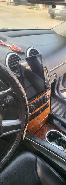 A picture of Registered Mercedes Benz ML 350 2010 6m