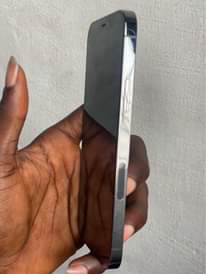 A picture of iPhone 12 Pro 256gb