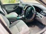A picture of Crown Kari Price 9 7 TU Location mwanza 0764862357 0744301894