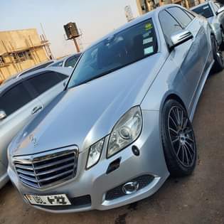 A picture of E350 2011 38M