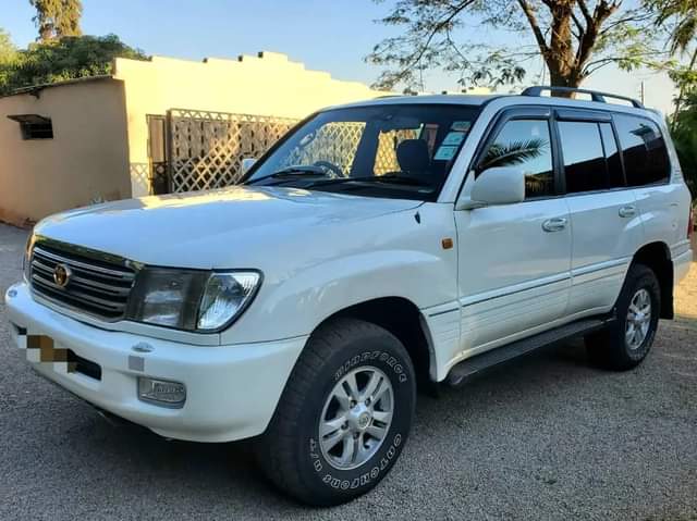 toyota land cruiser