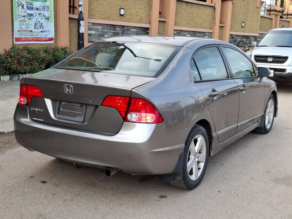 A picture of 2007 Honda civic