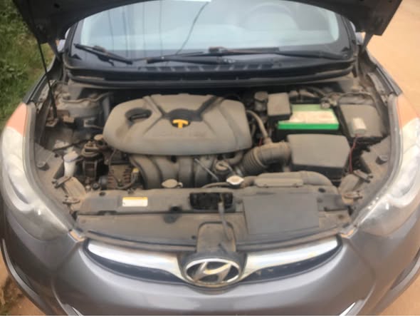 A picture of Sharp Foreign Used Hyundai Elentra 2012