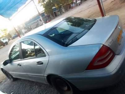 classifieds/cars mercedes