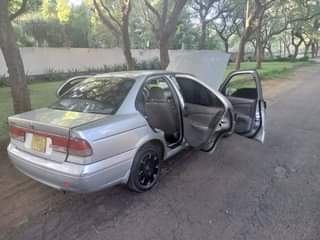 used nissan sunny