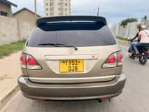 A picture of TOYOTA HARRIER